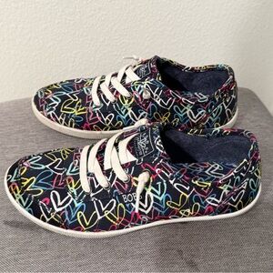 Great Condition! Bobs Hearts Womens Sneakers, Size 6.5